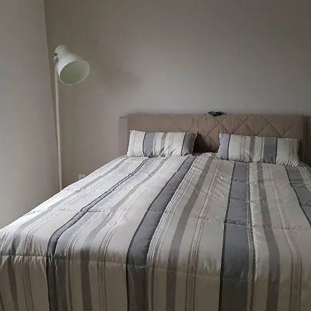 Kupelna Luxusny Apartman. Lejlighed